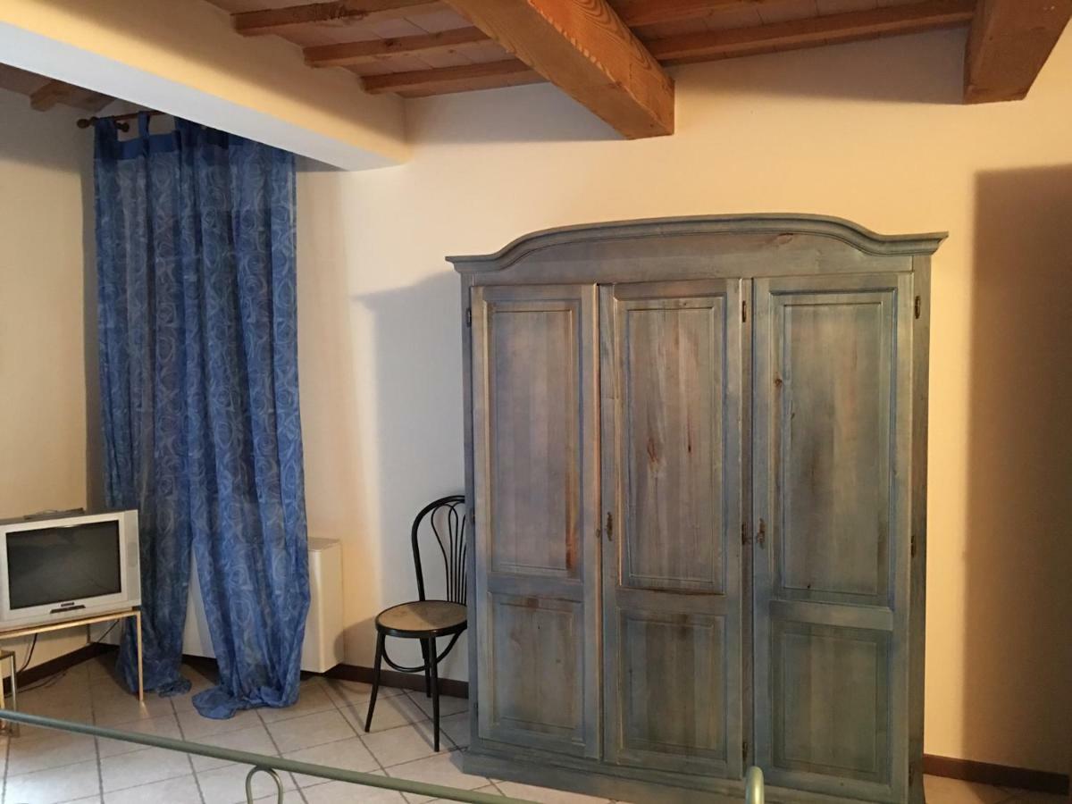 Residence Baia Vallugola Castel di Mezzo Bagian luar foto