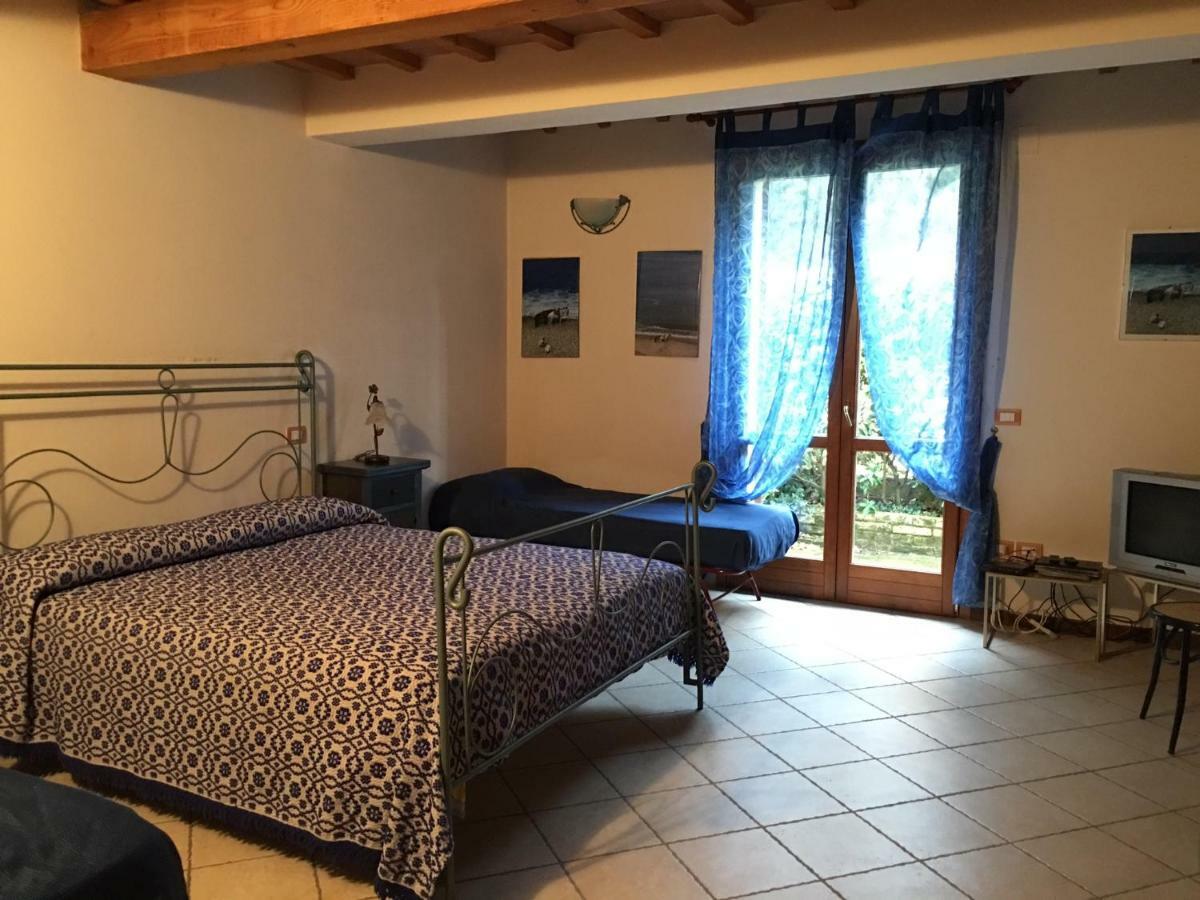 Residence Baia Vallugola Castel di Mezzo Bagian luar foto